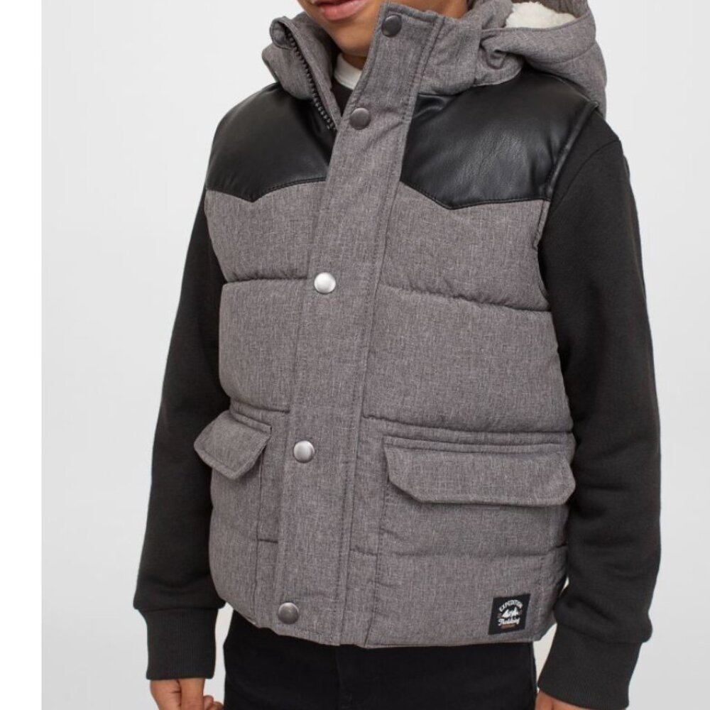 H&M Kids Hooded Vest with Black Accents size 4-6T LIKE NEW
